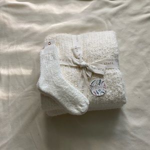 Altar’d State Blanket and Altar’d State Chenille Socks